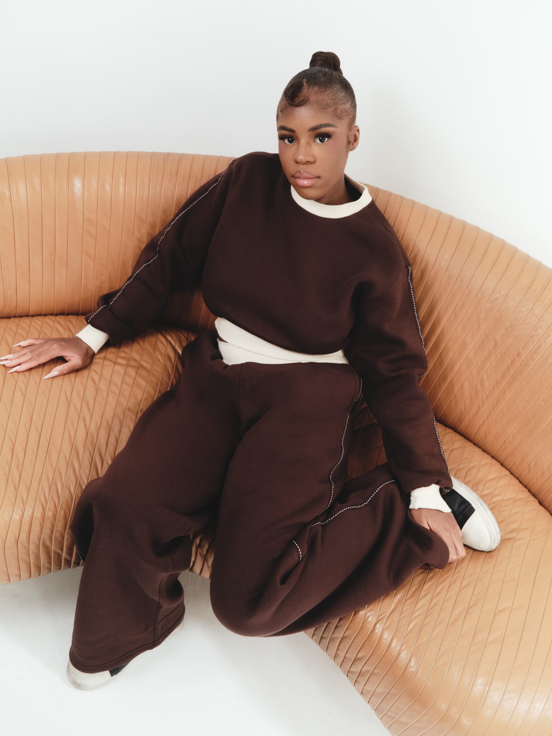ensemble-molleton-surpique-chocolat2